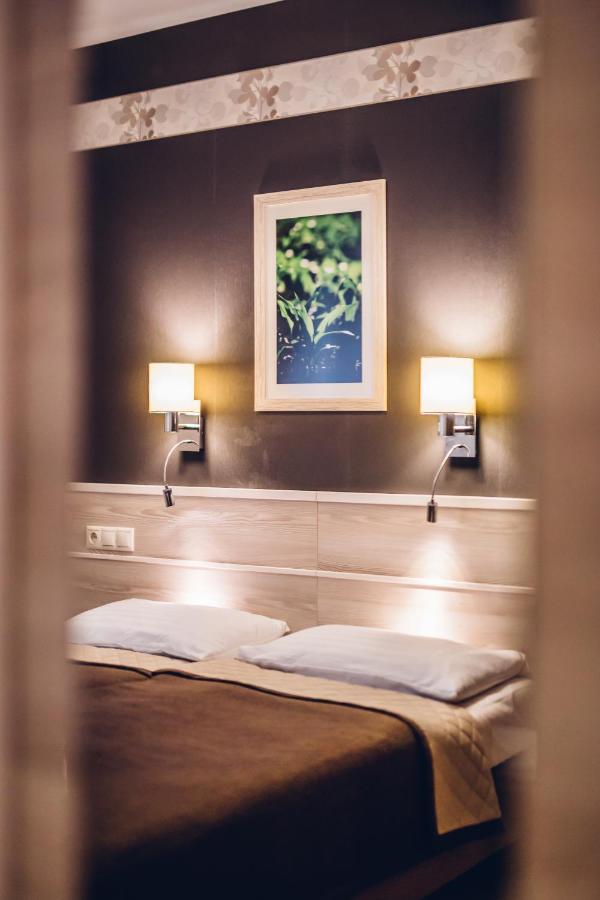 Natur Hotel Koevesteto Hosszuheteny Esterno foto