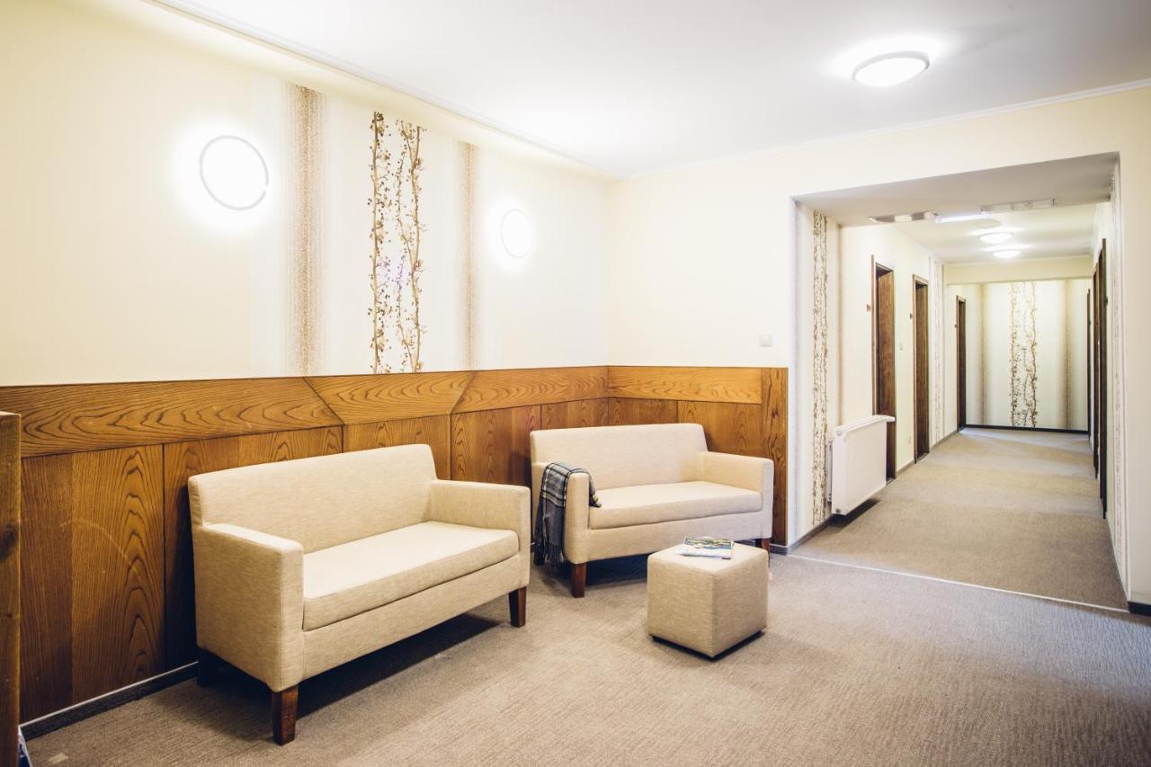 Natur Hotel Koevesteto Hosszuheteny Esterno foto